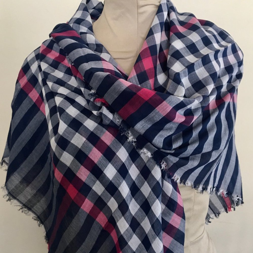 NWT Abercrombie & Fitch Plaid Checkered Scarf